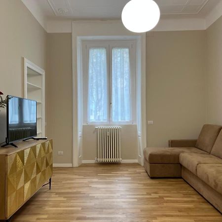Regina By The Blue Twins Apartments Milano Екстер'єр фото