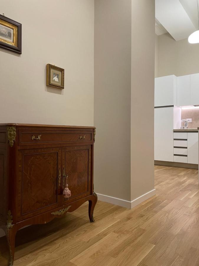 Regina By The Blue Twins Apartments Milano Екстер'єр фото
